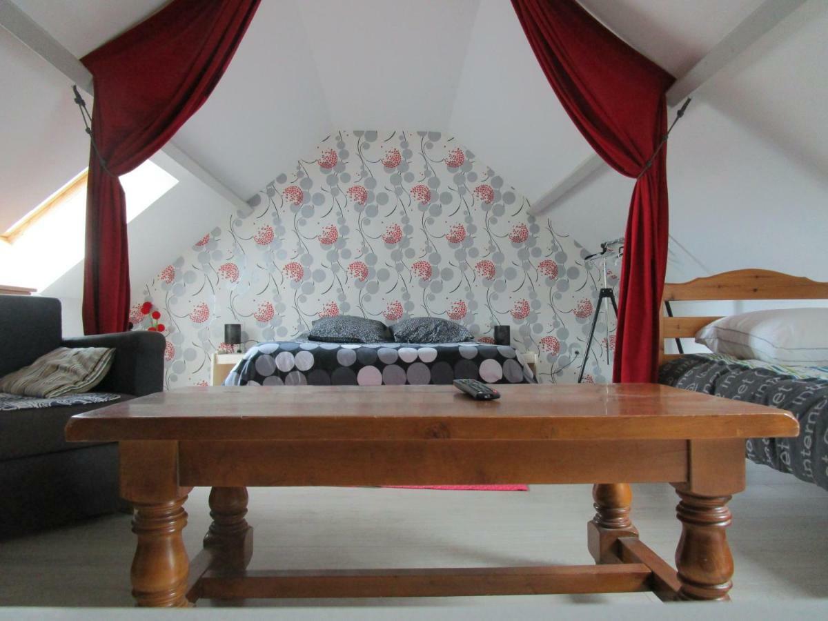 Gite Dans Les Alpes Mancelles Gesnes-le-Gandelin Ngoại thất bức ảnh